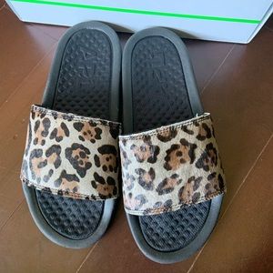 APL - Women’s Calf Hair Slide